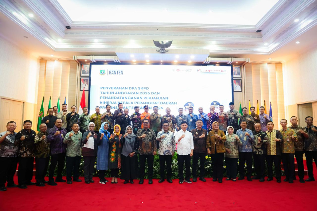 Gubernur Andra Soni Instruksikan OPD Percepat Program Prioritas