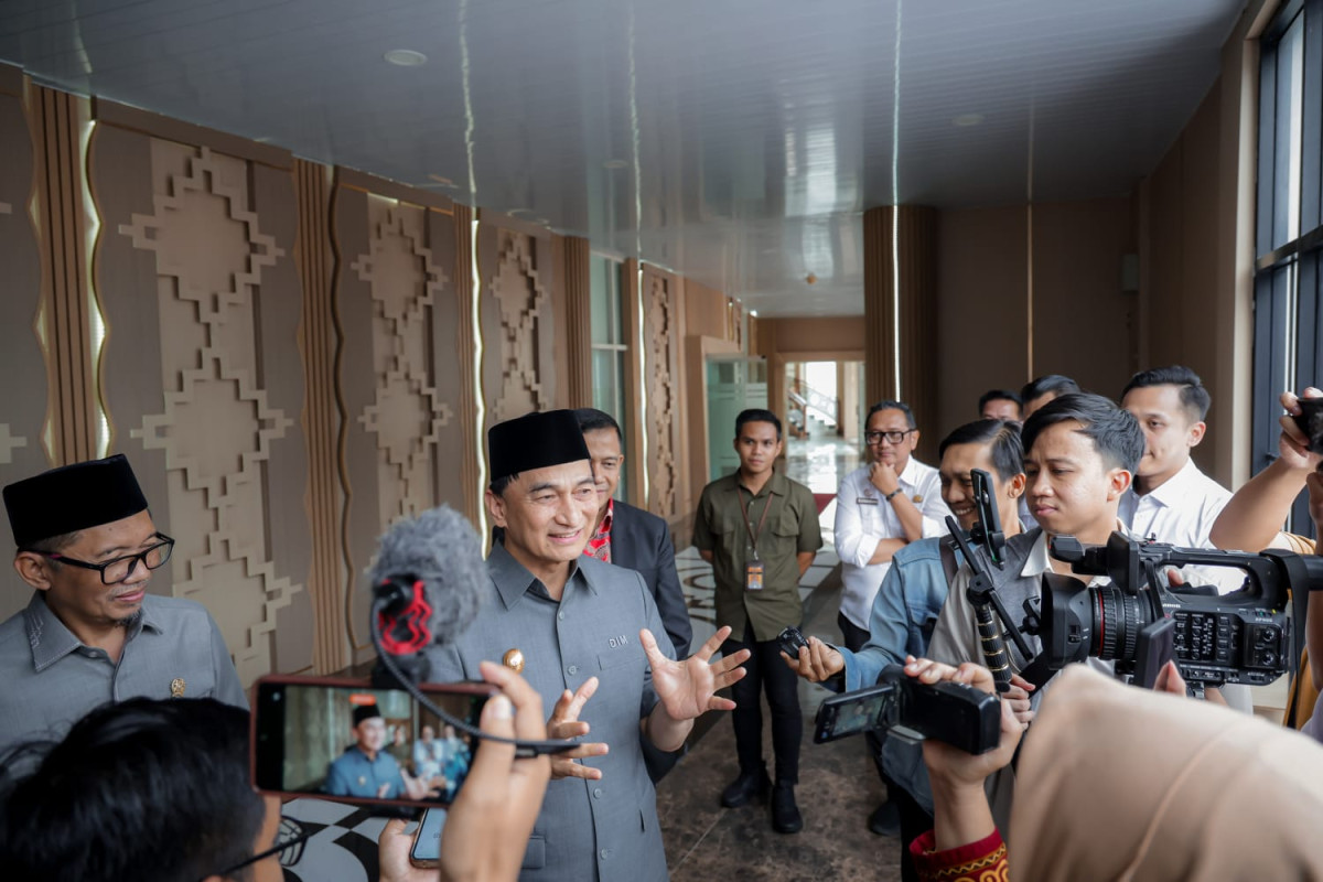 Wagub Dimyati Apresiasi Pandangan Fraksi atas Raperda APBD Provinsi Banten Tahun 2026